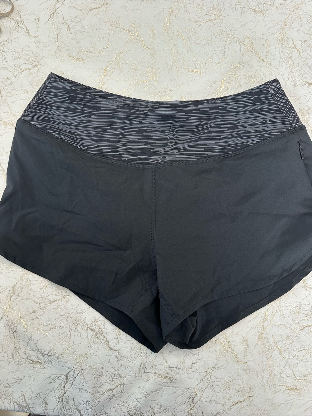 CRZ Yoga black shorts with gray pattern